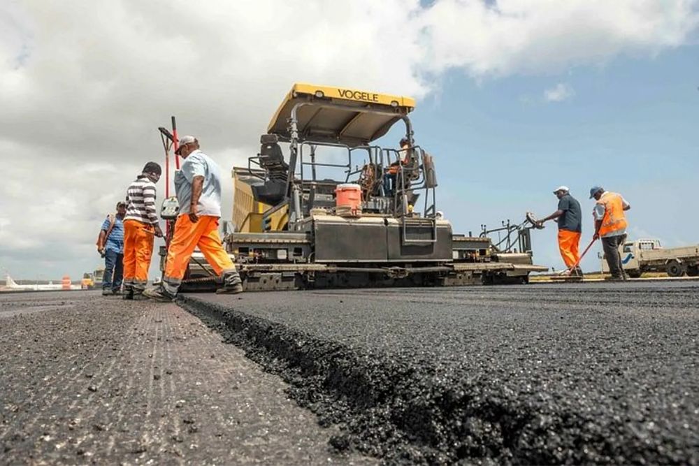 Gravel Road Construction Specifications, Maintenance And Cost